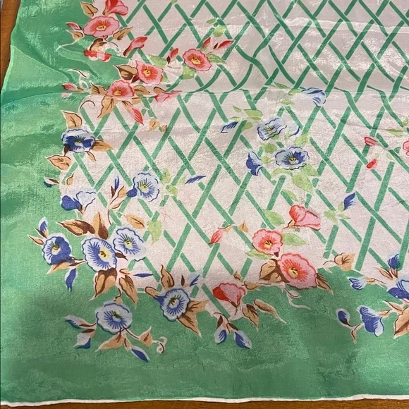 Vintage Floral Lattice Scarf - Mint Green & Coral Flowers - Picture 2 of 6